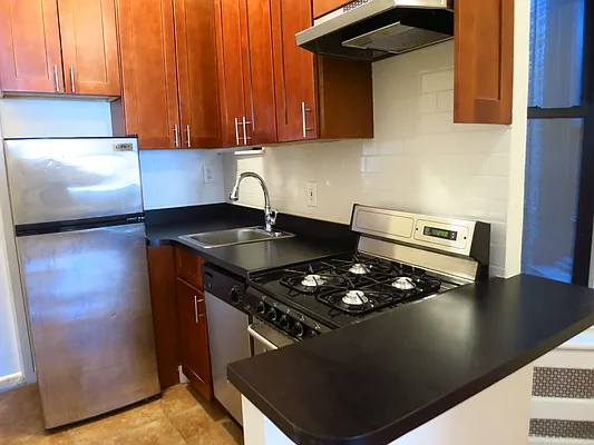 Rented by City & Suburban | media 3
