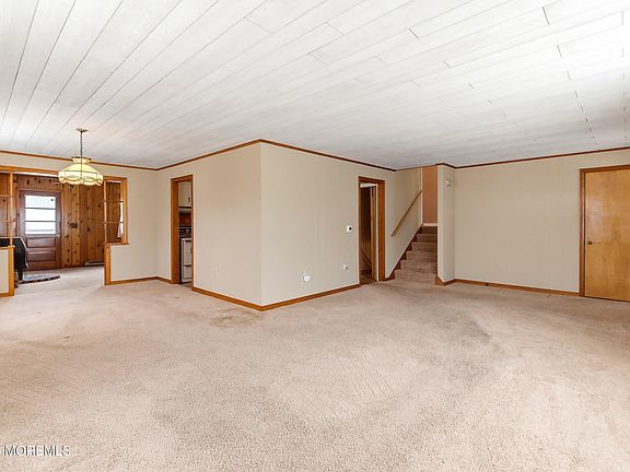 5th image of 2400 Stanley Drive