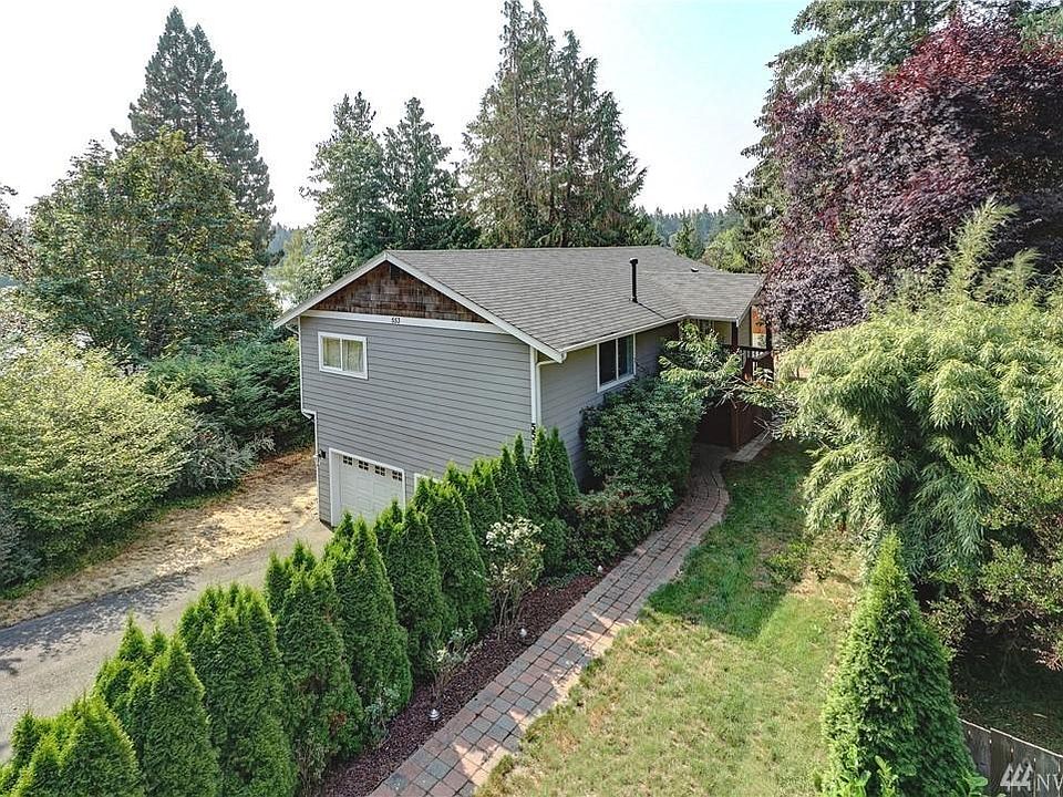 Quiet. Secluded. Small yard. Landlord will care for yard