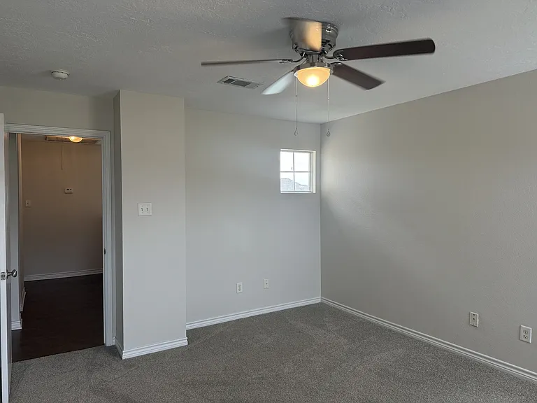 4039 Southern Trace Dr — Photo 33