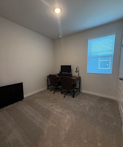 1539 Elvin Smt — Photo 10