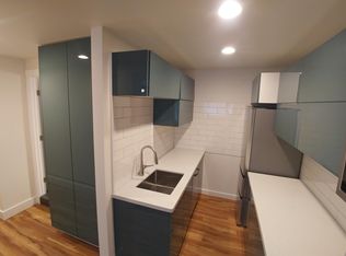 1525 Paina St, Honolulu, HI 96817