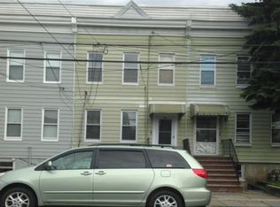 26 1st St, Yonkers, NY 10704