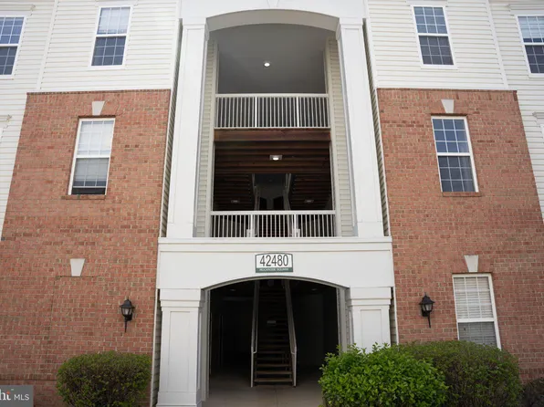 42480 Rockrose Sq Unit 303, Brambleton, VA 20148