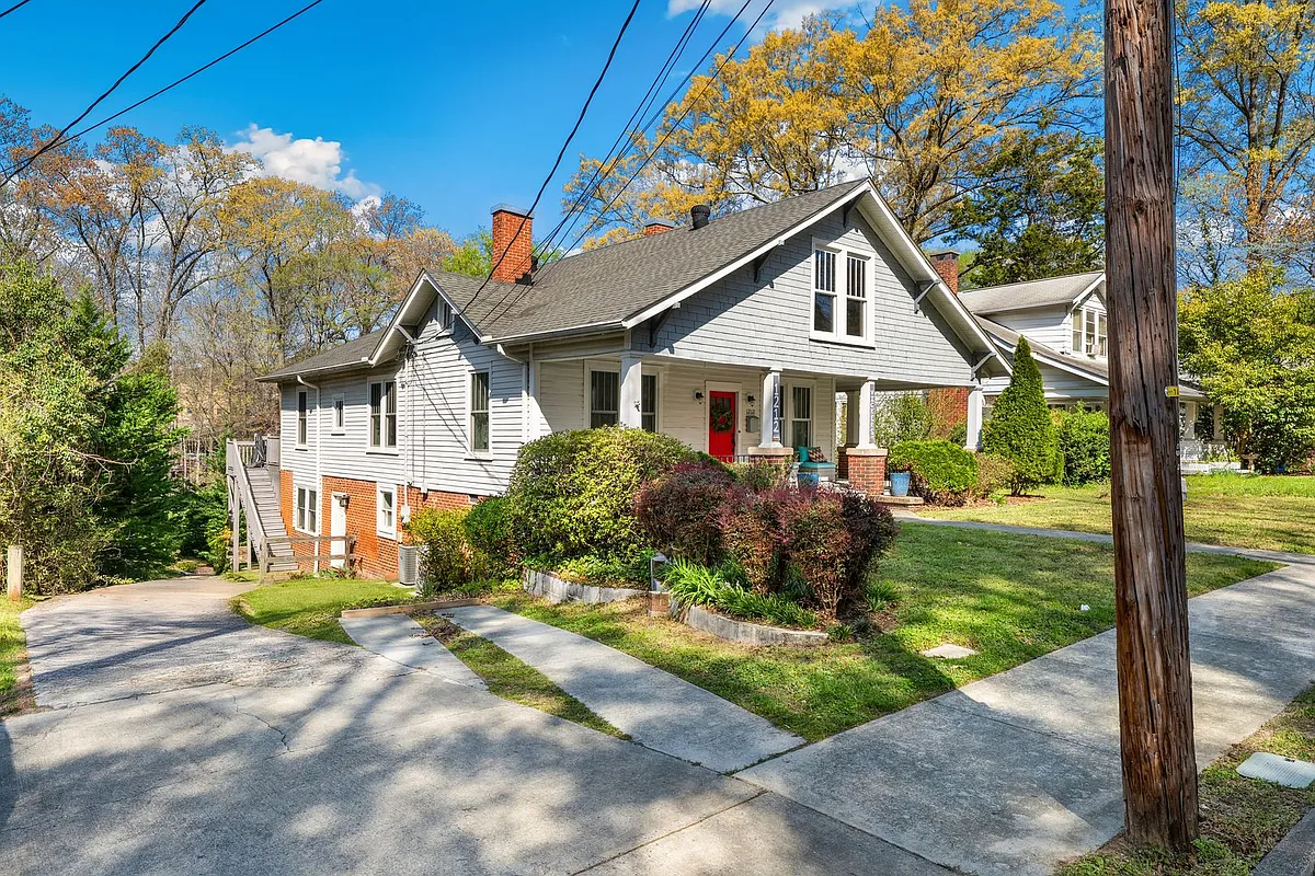 Building Photo - 1212 Vickers Ave