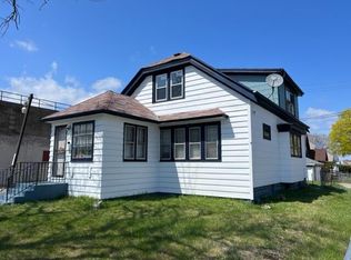 2302 W Capitol Dr, Milwaukee, WI 53206