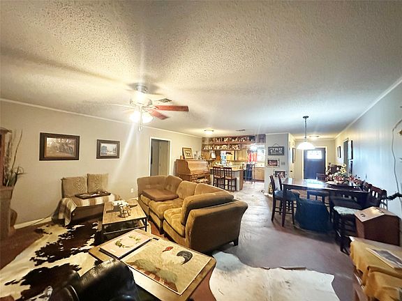 3rd image of 18493 Fm 1155 Rd E
