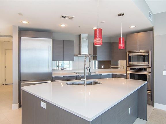 4th image of 175 1st St S APT 2405