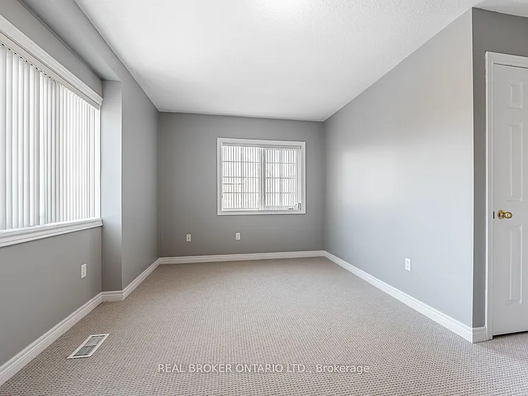 102 Natalie Pl — Photo 29
