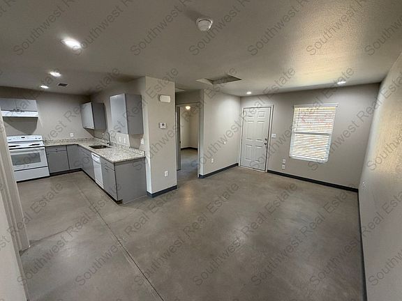4th image of 1509 W Llano Estacado Blvd #D