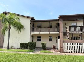 5521 Bay Blvd, Port Richey, FL