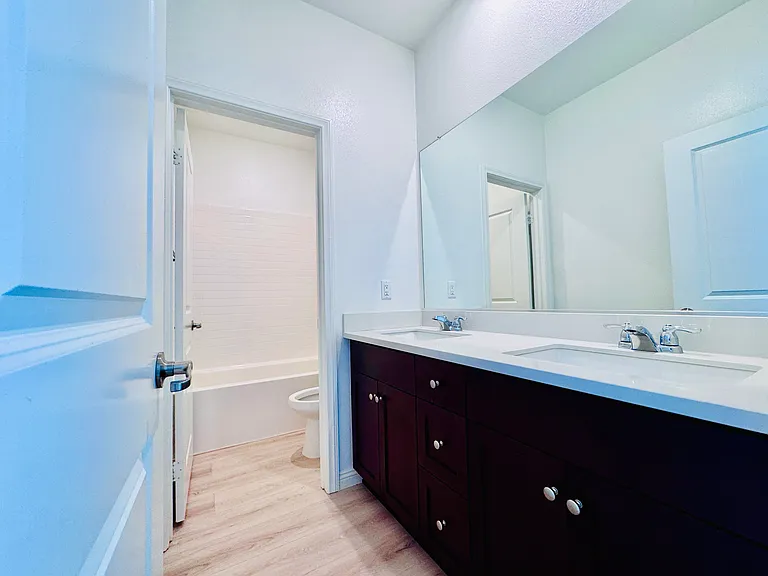 8729 Roving Pl — Photo 11
