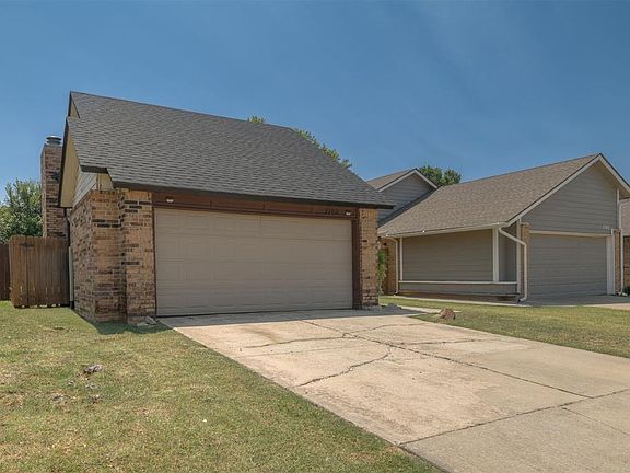2nd image of 7740 Doris Dr