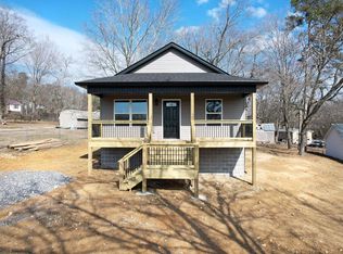 215 Marion Cir SE, Cleveland, TN 37323