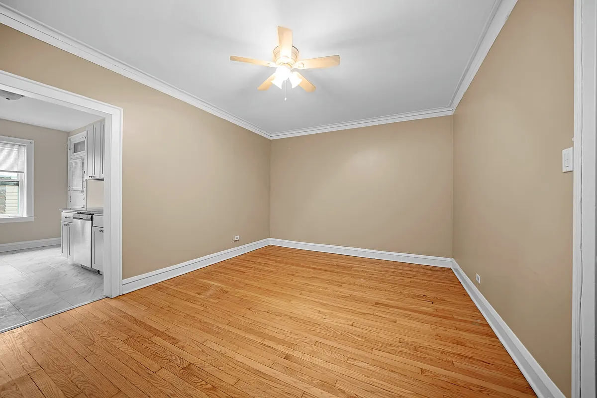 Building Photo - 230 Elmwood Ave #1S