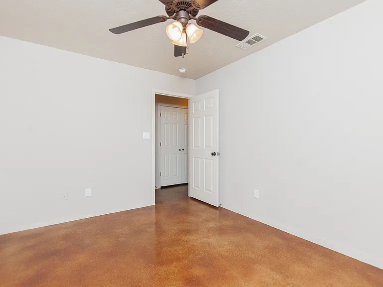 4421 Brutus Ln #A — Photo 18