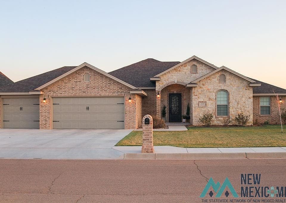 1st image of 2225 Amanda Ln