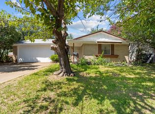 350 Baron Pl, Grand Prairie, TX 75051