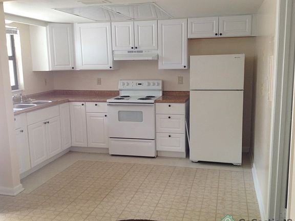 2nd image of 519 N Morgan Ave Ste 3