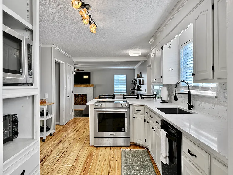 7900 Elderberry Cir — Photo 8