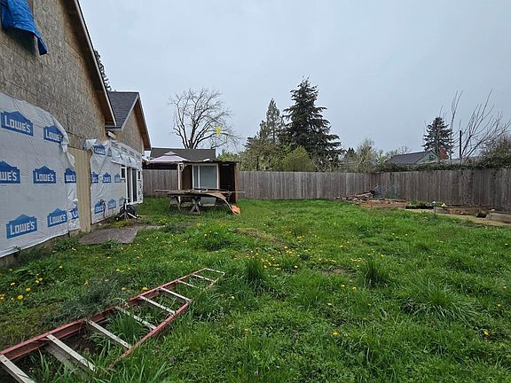 4th image of 3445 Abrams Ave NE
