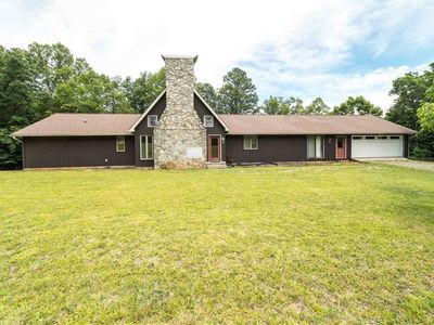 1068 Nathan Ln, Pinnacle, NC, 27043