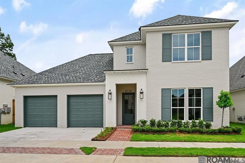4 bed, 2867 sqft, $4,750 — Photo 1