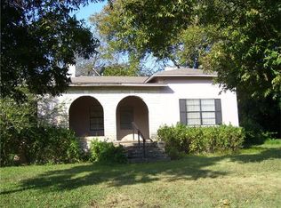 1610 S College St, Georgetown, TX 78626