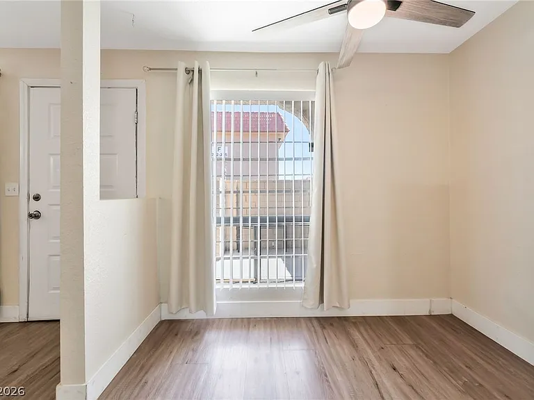 4300 N Lamont St #200 — Photo 12