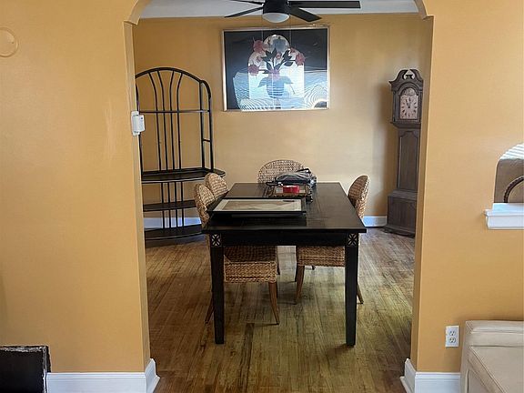 5th image of 15231 Evanston St