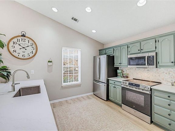 5th image of 2740 Samples Rd