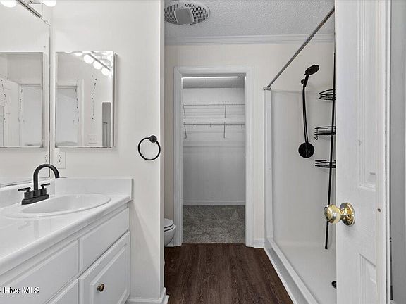4th image of 3102 Cashwell Drive # 46a