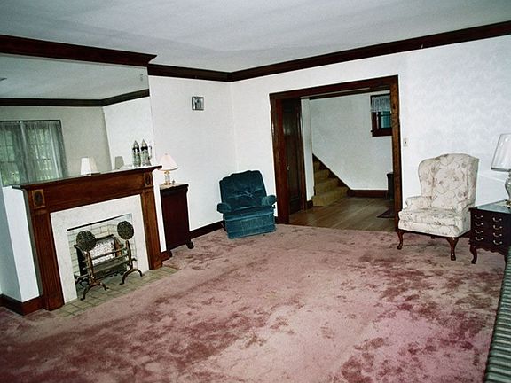 3rd image of 17503 Lakewood Heights Blvd