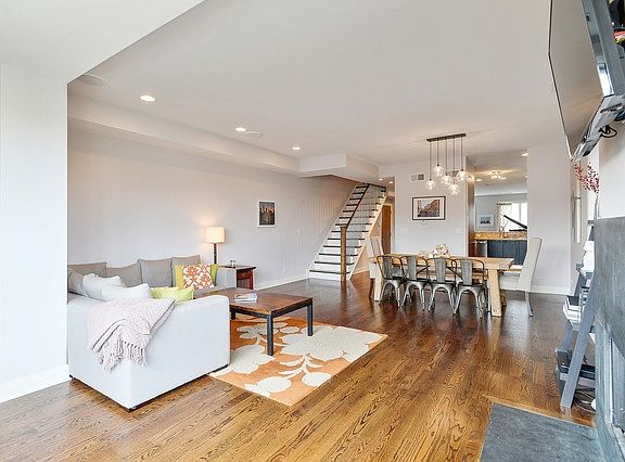 4th image of 1632 W Julian St Unit 2E