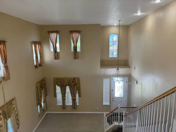 2323 Tegea Ln, Lodi, CA 95240