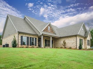 108 Birch Cir, Forsyth, GA 31029