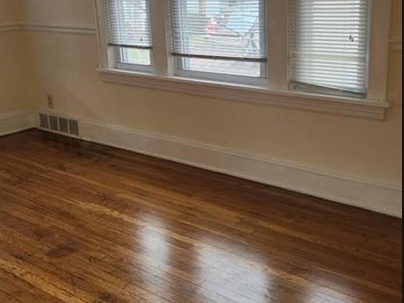 2nd image of 2129 Waterbury Rd Unit 1