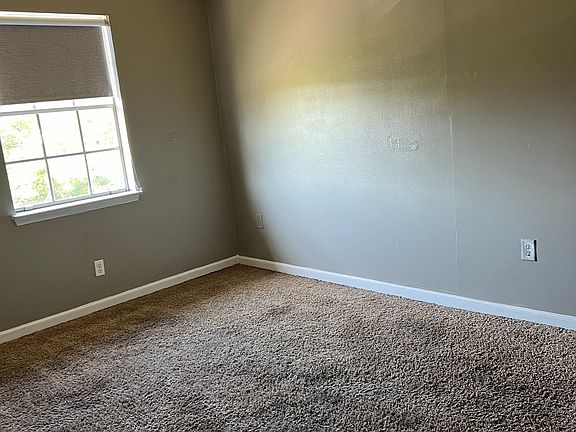 3rd image of 40459 W Hernandez Ave APT 2