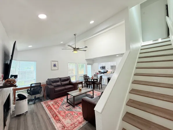 2303 Windy Pine Ln #A, Arlington, TX 76015