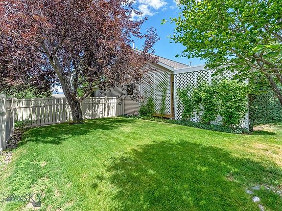 5th image of 1010 Silverbow Ave