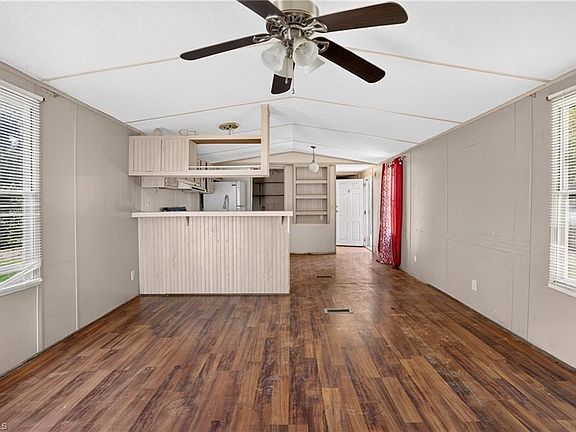 5th image of 526 Kindley Rd