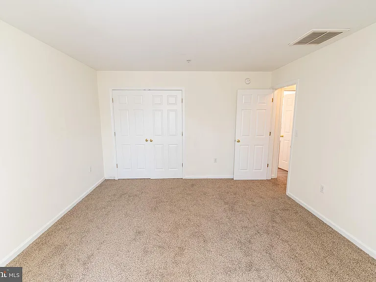 202 Carsons Ct — Photo 28