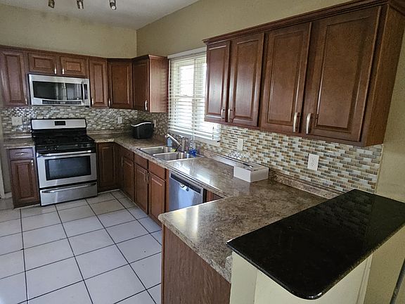 2nd image of 408 E Frances Ave