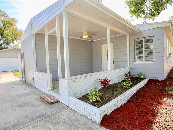 2nd image of 813 Dorado Ave #3