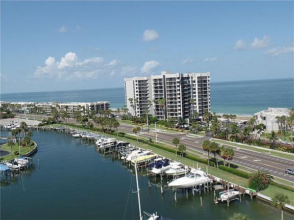 3rd image of 1621 Gulf Blvd APT 1103
