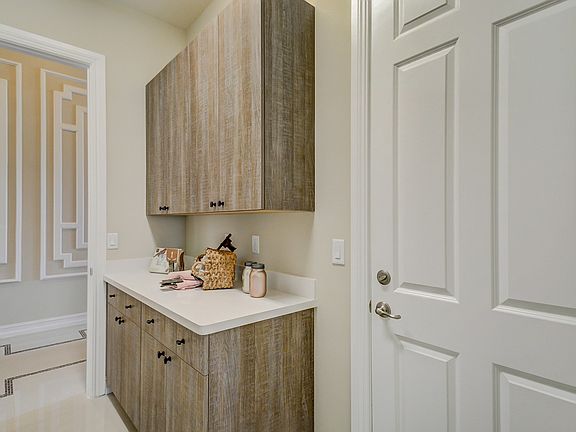 HovHall for keeping tidy