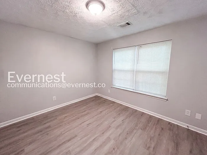 1311 Birch Ct — Photo 16