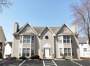 1508 Whispering Creek Dr APT D, Ballwin, MO