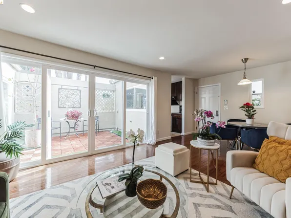 1919 Alameda De Las Pulgas APT 86, San Mateo, CA 94403