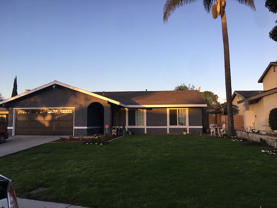 1st image of 1435 N Placer Pl